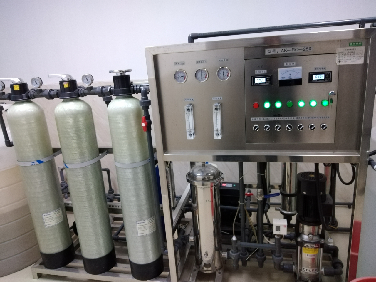 廣東某疾控中心5臺艾柯超純水機、純水系統維護完畢插圖5 廣東某疾控中心5臺艾柯超純水機、純水系統維護完畢插圖5